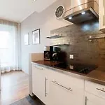 Exclusive - Wola Διαμέρισμα *