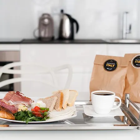 Exclusive - Wola Βαρσοβία