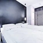 Exclusive - Wola Varsó