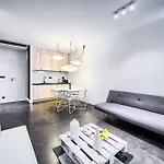Apartman Exclusive - Wola Varsó